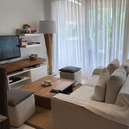 2 Bedrooms Charming Apartment, West Island Resort Rivière Noire Esterno foto
