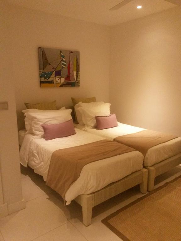 2 Bedrooms Charming Apartment, West Island Resort Rivière Noire Esterno foto